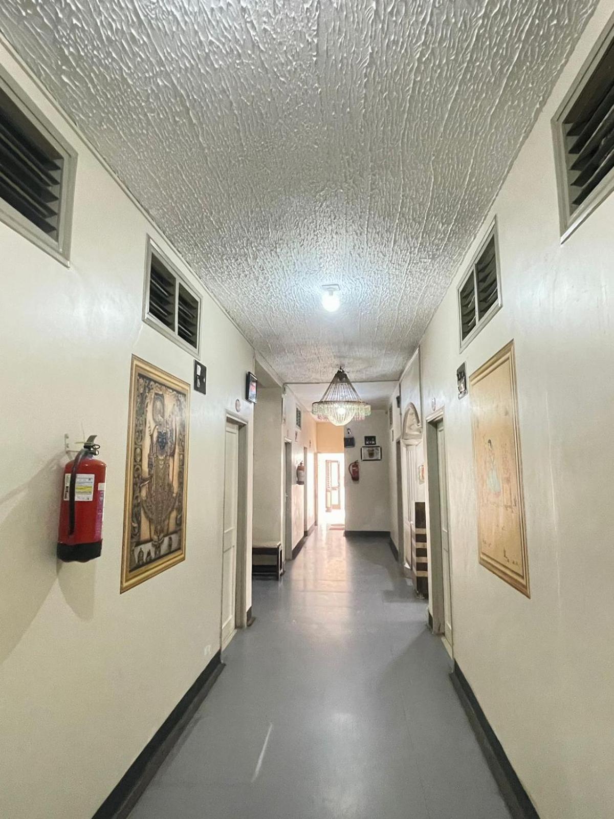 Hotel Rajdhani And Guest House Gujarat - Best Family Hotel In Halol Near Pavagadh And Halol Gidc Екстериор снимка