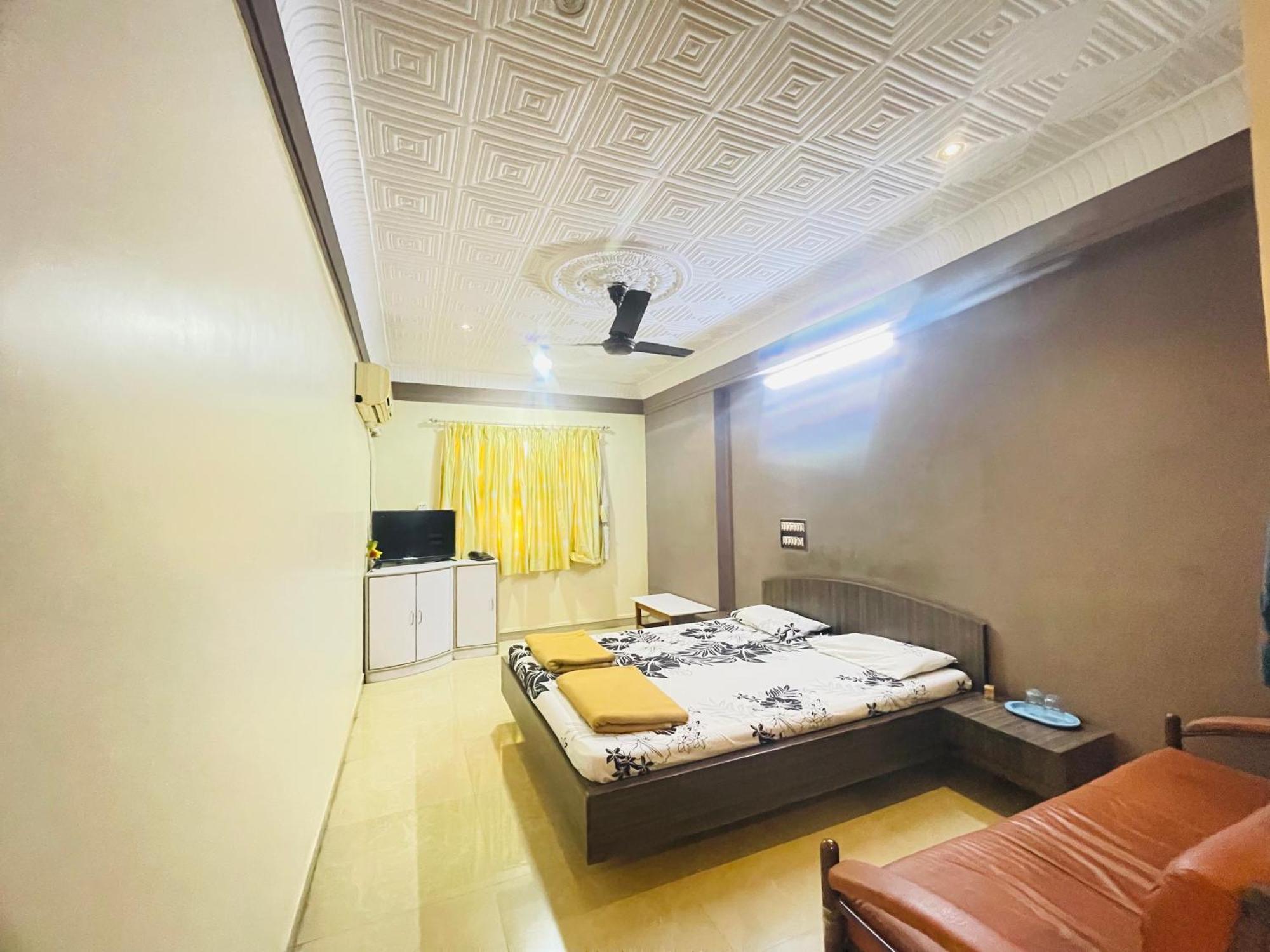 Hotel Rajdhani And Guest House Gujarat - Best Family Hotel In Halol Near Pavagadh And Halol Gidc Екстериор снимка